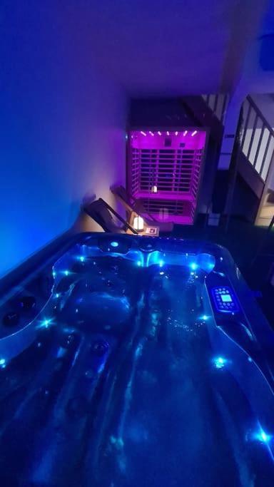 La Casa Cosy Love, Avec Jacuzzi Et Sauna Prives Palau-del-Vidre Buitenkant foto
